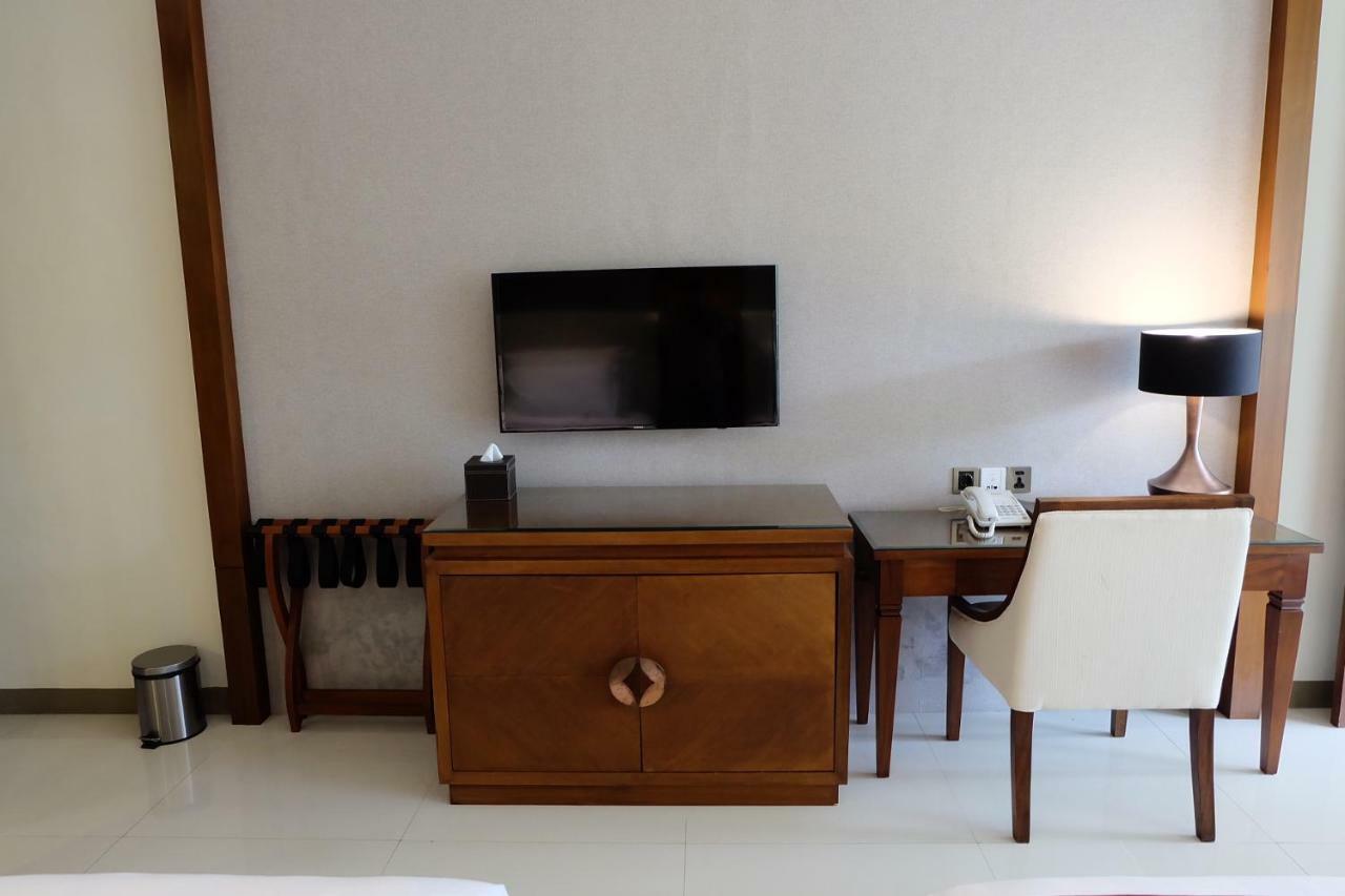 Puri Asri Hotel & Resort Magelang Luaran gambar