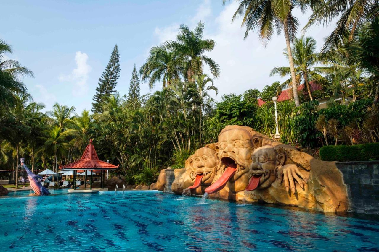 Puri Asri Hotel & Resort Magelang Luaran gambar